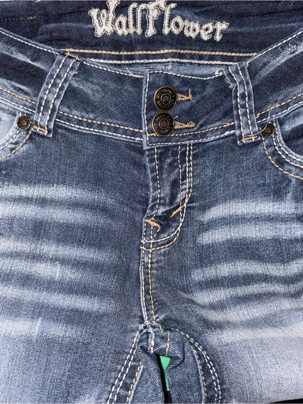 Wallflower Dark Wash Jeans - Picture 3 of 4